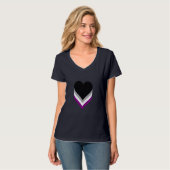 Asexualität ist stolz auf T - Shirt (Vorderseite Vollansicht)