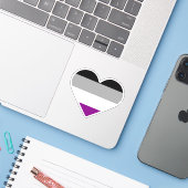 Asexuelles Herzstück Aufkleber (Laptop mit iPhone)