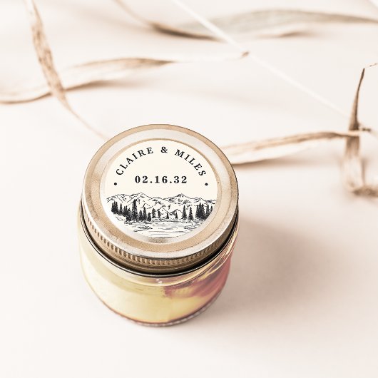 Ash Black | Personalisierte Hochzeit der Bergskizz Runder Aufkleber