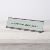 Ash Grey Minimalist Plain Legible Modern Schreibtischnamensplakette (Vorderseite )