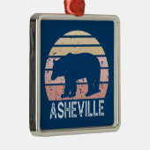 Asheville North Carolina Retro Bear Ornament Aus Metall (Rechts)