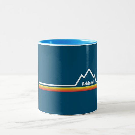 Ashland Oregon Zweifarbige Tasse (Mittel)