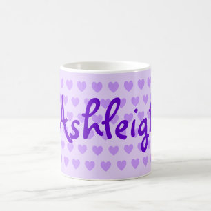 Ashleigh im Lila Kaffeetasse