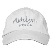 Ashlyn Name Bestickte Baseballkappe (Vorderseite)