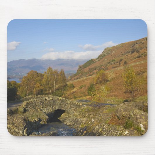 Ashness Bridge, Lake District, Cumbria, England Mousepad (Vorne)