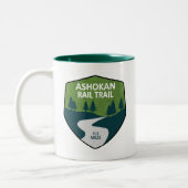 Ashokan Rail Trail New York Zweifarbige Tasse (Links)
