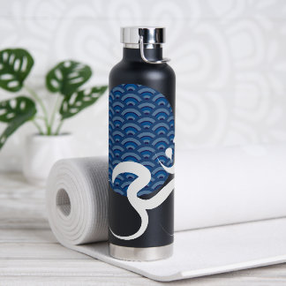 Asian Blue Sun Yoga Modern Zen Calligraphy Om Om Trinkflasche