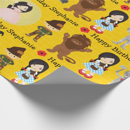 Asian Dorothy of OZ Wrapping Paper Geschenkpapier (Ecke)
