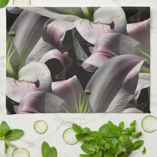 Asiatic Lily Geschirrtuch (Gefaltet)