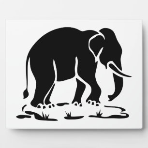 Asiatische Elefanten stehen vor thailändischem Ele Fotoplatte