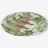 Asiatische Pagode in Verdant Landscape (16) Pappteller (Schrägansicht)