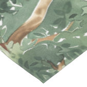 Asiatische Pagode in Verdant Landscape (17) Tischdecke (Schrägansicht)