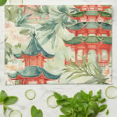 Asiatische Pagode in Verdant Landscape (8) Geschirrtuch (Gefaltet)