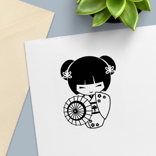 Asiatische Regenschirmmädchen in Kimono Farbe: Permastempel