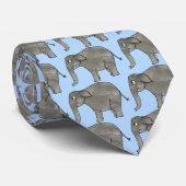 Asiatischer Elefant auf Pastellblau. Krawatte (Gerollt)