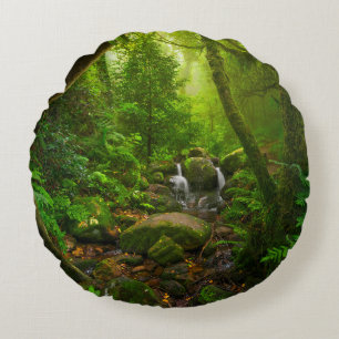 Asiatischer tropischer Regenwald-Dschungel,Wald,Um Rundes Kissen
