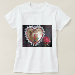 Asiatisches Hochzeitspaar auf Herz-Schwingen-Kunst T-Shirt