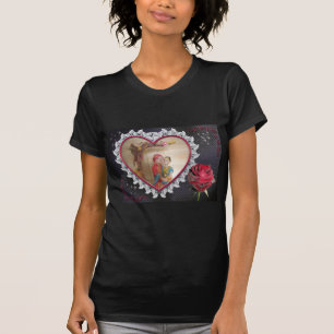 Asiatisches Hochzeitspaar auf Schaukel mit Herz Ku T-Shirt