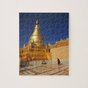 Asien, Burma (Myanmar) Mandalay, Sagaing-Hügel: Puzzle
