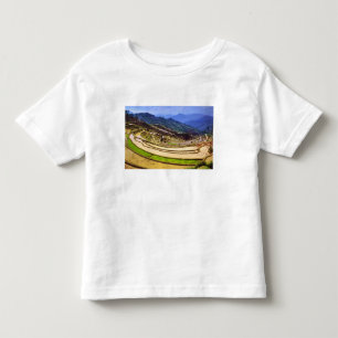 Asien, China, Provinz Yunnan, Kreis Yuanyang. Kleinkind T-shirt