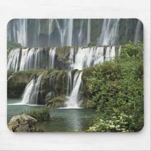 Asien, China, Provinz Yunnan, Qujing, Luoping Mousepad
