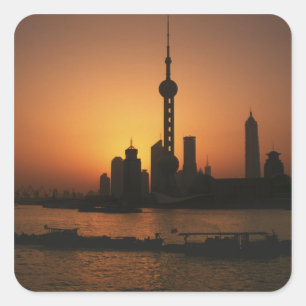 ASIEN, China, Shanghai Blick auf Oriental Pearl TV Quadratischer Aufkleber