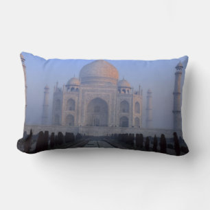 Asien; Indien; Agra. Taj Mahal. Lendenkissen
