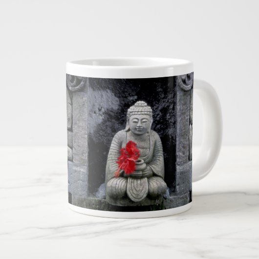 Asien, Indonesien, Bali. Ein Buddha-Schrein Jumbo-Tasse (Vorderseite Rechts)