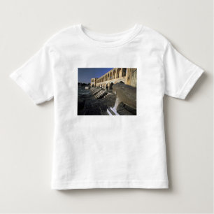 Asien, Iran, Isfahan. Pol-e-Khaju-Brücke. Kleinkind T-shirt