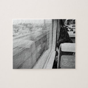 Asien, Japan. An Bord des Shinkansen-Bullet-Zuges Puzzle