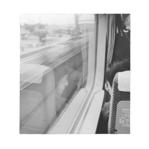 Asien, Japan. An Bord des Shinkansen-Bullet-Zugs Notizblock