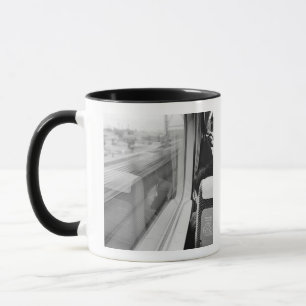 Asien, Japan. An Bord des Shinkansen-Bullet-Zugs Tasse
