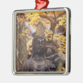 Asien, Japan, Buddha Ornament Aus Metall (Links)