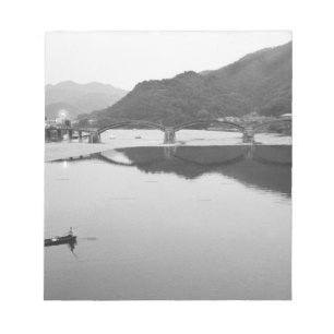 Asien, Japan, Iwakuni. Fischer und historisch Notizblock