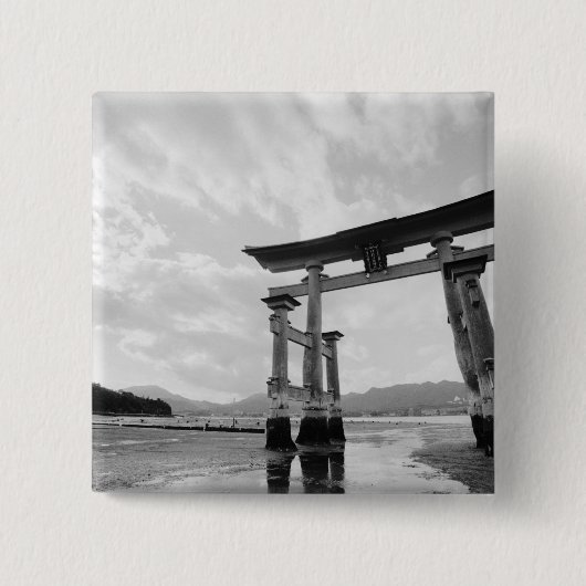 Asien, Japan, Myajima. Torri Gate 2 Button (Vorderseite)