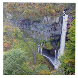 Asien, Japan, Nikko. Kegon Wasserfall von Nikko, e Fliese