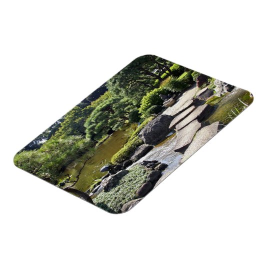 Asien, Japan, Tokio. Der japanische Garten im Magnet (Linke Seite)