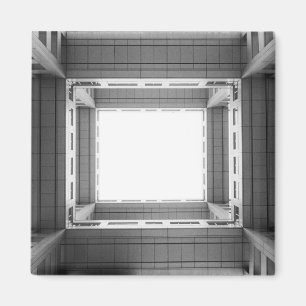 Asien, Japan, Tokio. Fuji TV-Gebäude, aufblickend Magnet