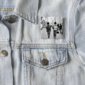 Asien, Japan, Tokio. Geishas auf der Ginza. Button (Beispiel)