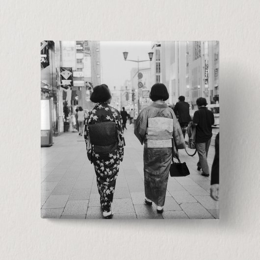 Asien, Japan, Tokio. Geishas auf der Ginza. Button (Vorderseite)