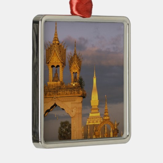 Asien, Laos, Vientiane. Der Luang-Tempel. Silbernes Ornament (Rechts)