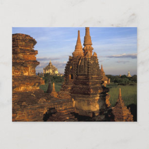 Asien, Myanmar, Bagan. Alte Tempel und Postkarte
