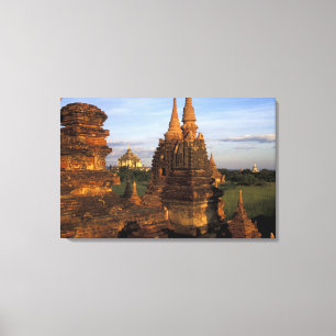 Asien, Myanmar, Bagan. Antike Tempel und Leinwanddruck