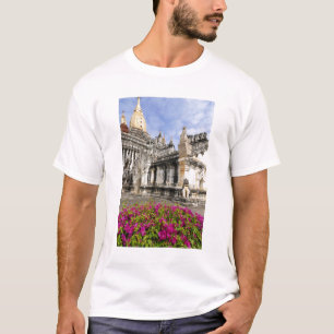Asien, Myanmar (Birma), Bagan (Heide). Die Ananda T-Shirt