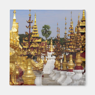 Asien, Myanmar (Burma), Bagan (Pagan). Die Shwe 5 Magnet