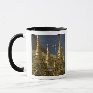 Asien, Myanmar, Yangon. Goldene Stupa von Shwedago Tasse