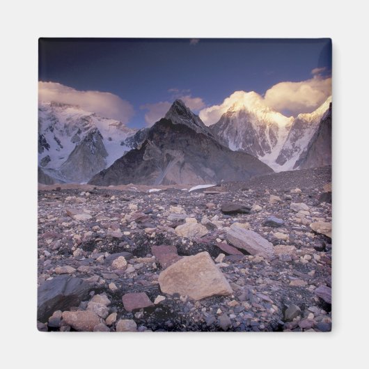 Asien, Pakistan, Karakoram Range, Broad and Magnet (Vorne)