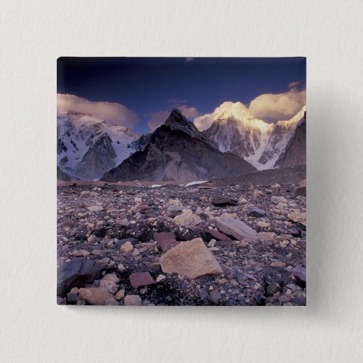 Asien, Pakistan, Karakoram Range, Broad und Button (Vorderseite)
