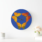 Aspen Leaf Butterflies Große Wanduhr (Zuhause)