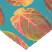 Aspen Leaf Tropische Fische 1 Tischdecke (Schrägansicht)
